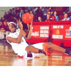 Meet your Posher, Amari